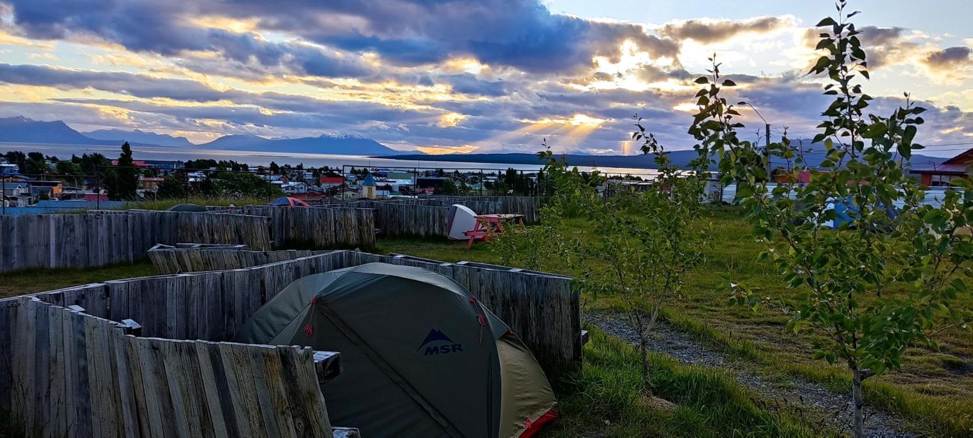 Camping Gueino Пуерто Наталес Екстериор снимка